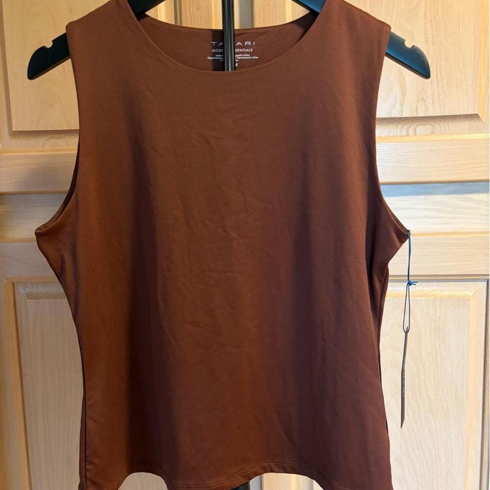 Tahari modern essentials brown tank